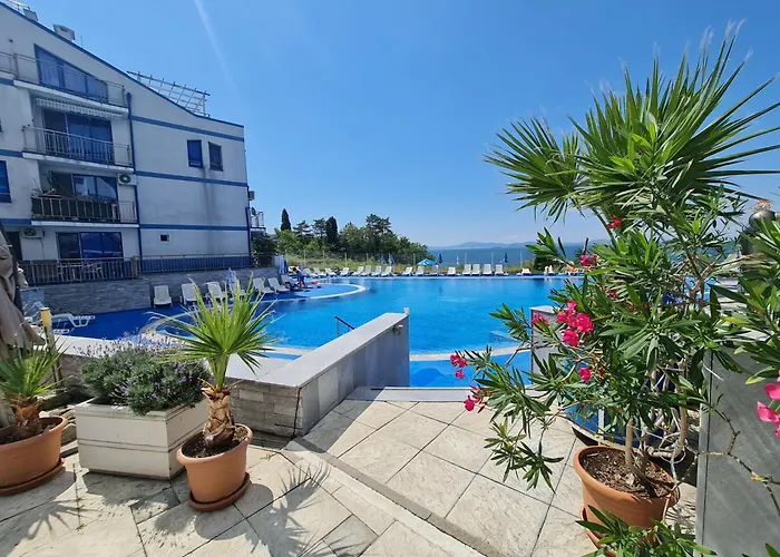Blue Bay Palace Apart Complex