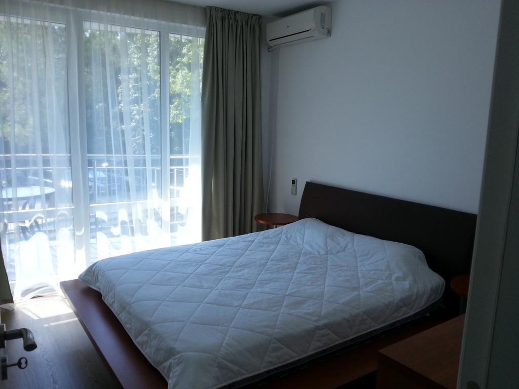 Blue Bay Palace Complex Aparthotel 2*