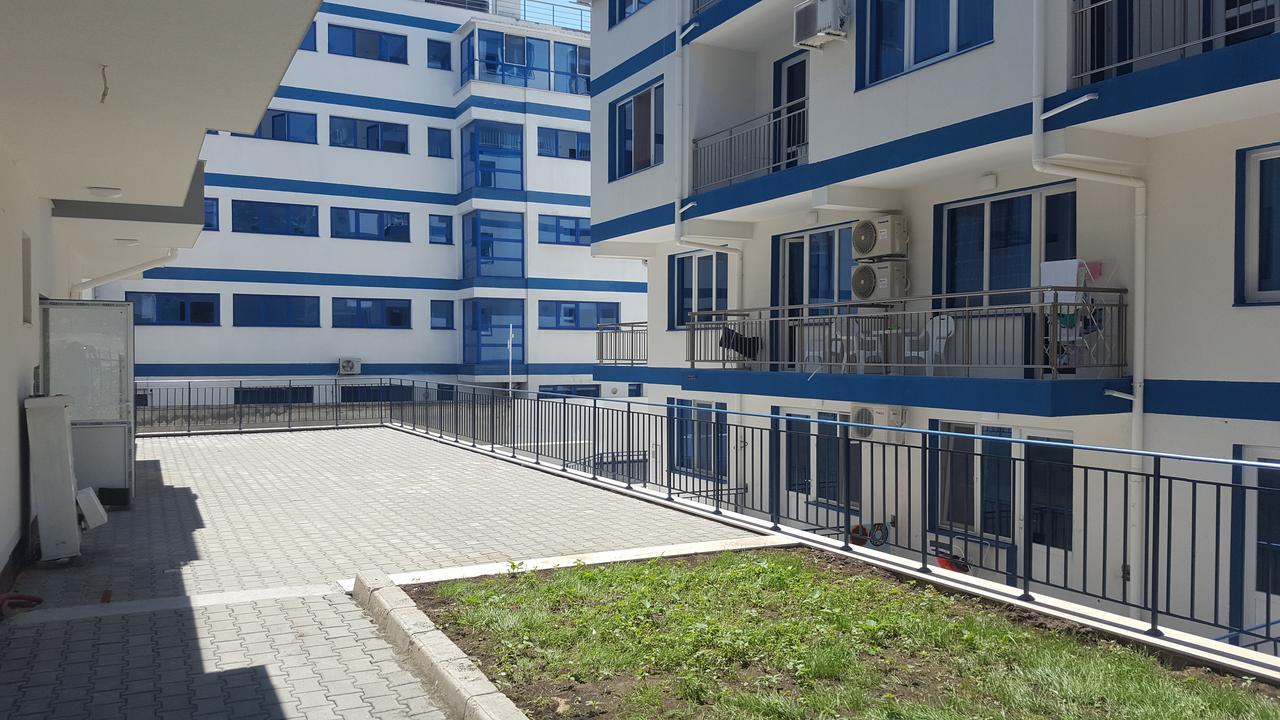 Blue Bay Palace Complex