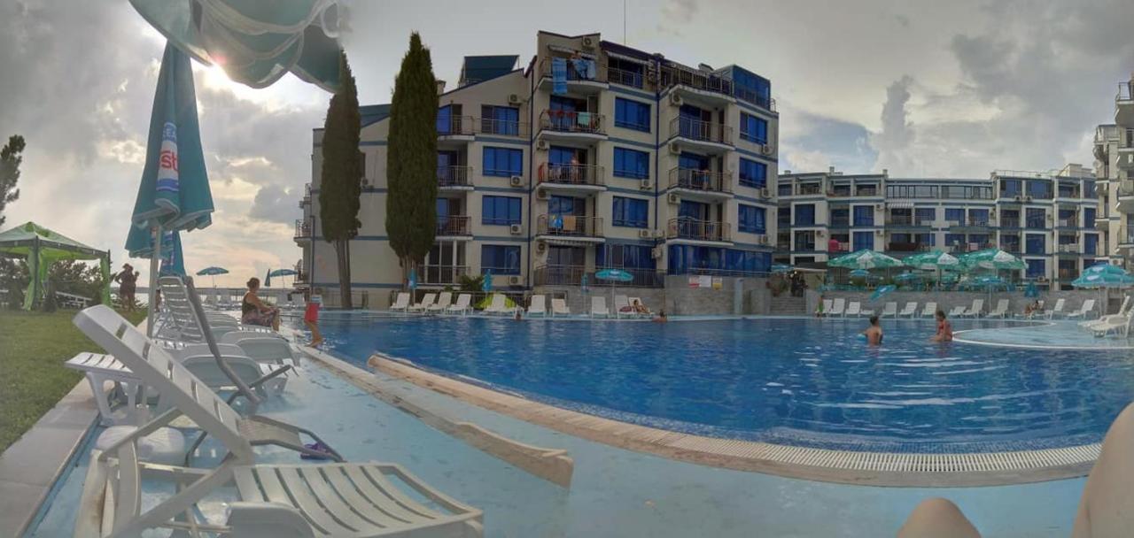 Blue Bay Palace Complex Aparthotel