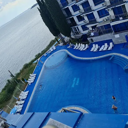 Blue Bay Palace Apart Complex Pomorie Exterior photo