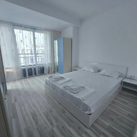 Blue Bay Palace Apart Complex Pomorie Exterior photo